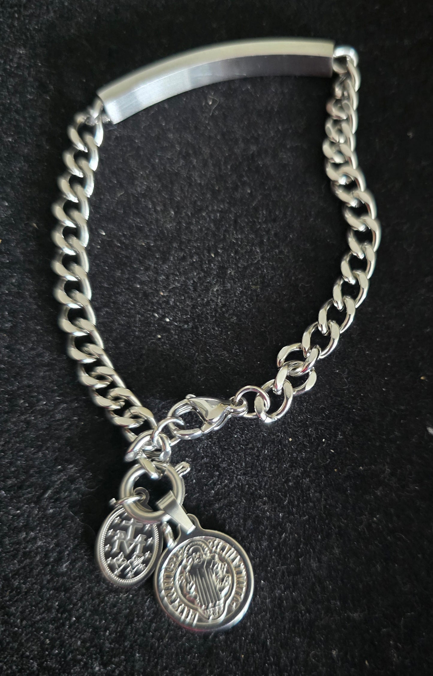 Bracelet identité avec médailles amovibles Vierge Miraculeuse et Saint-Benoît