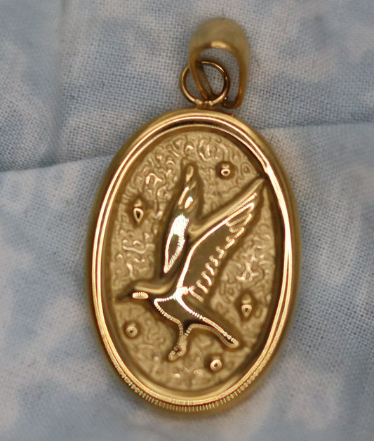 Pendentif médaille dorée ou argentée Colombe symbole de l'Esprit Saint