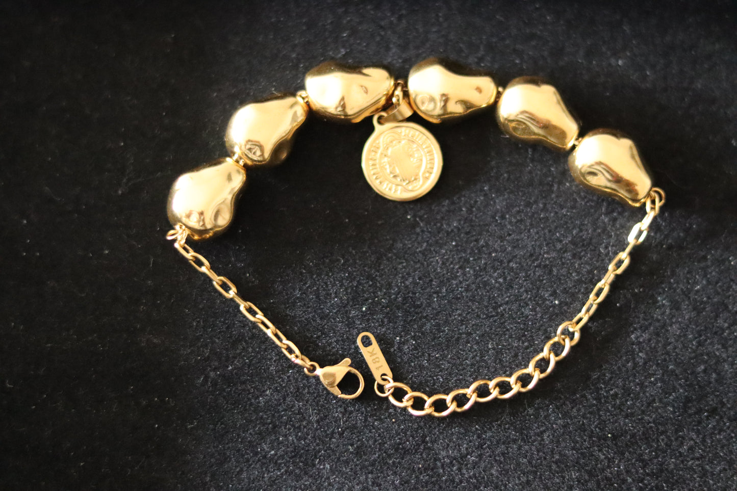 Bracelet mailles gros grains pendentif médaille Saint-Benoît amovible
