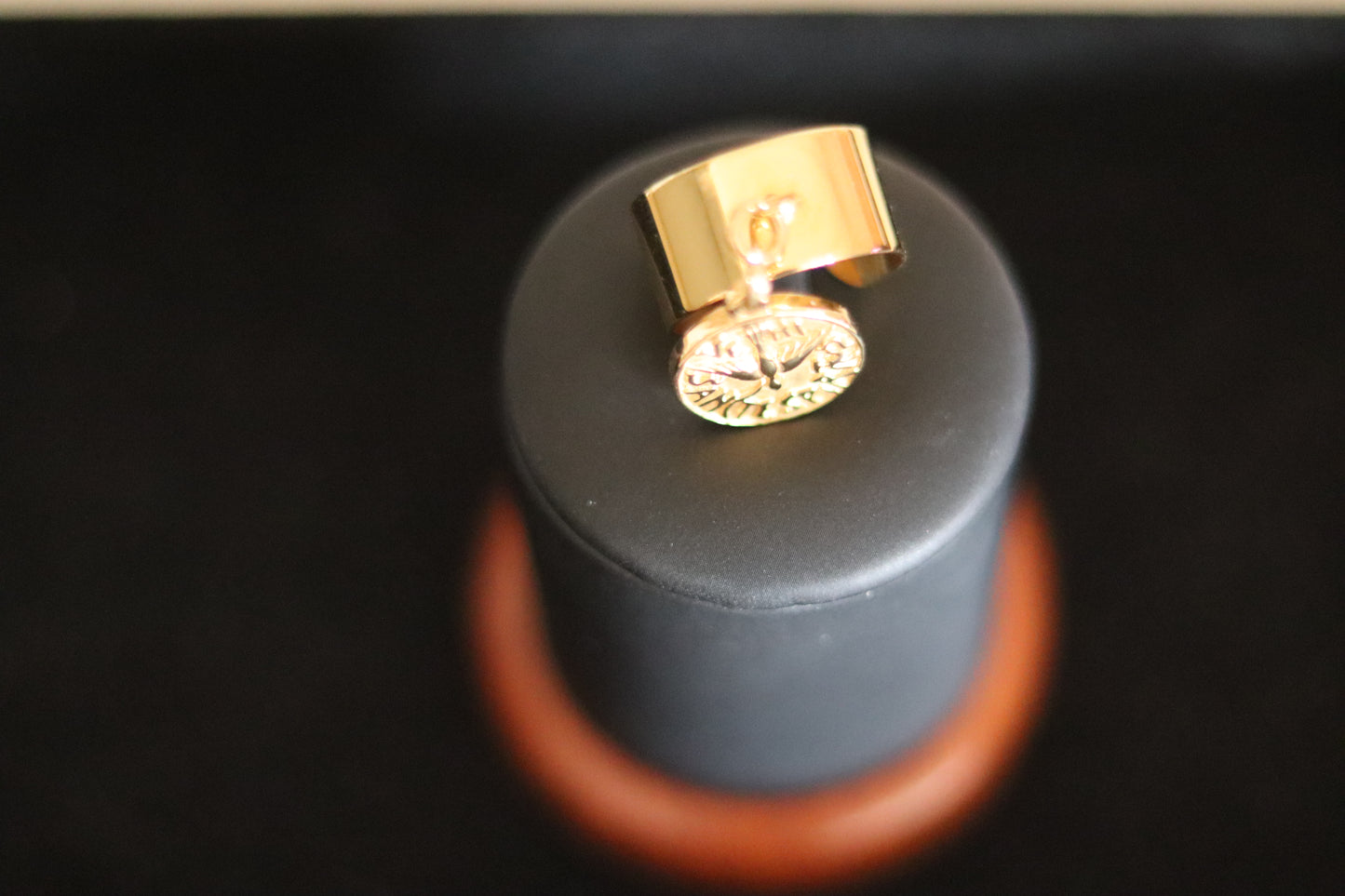 Bague dorée ou argentée ouverte ajustable avec médaille amovible Colombe Esprit-Saint