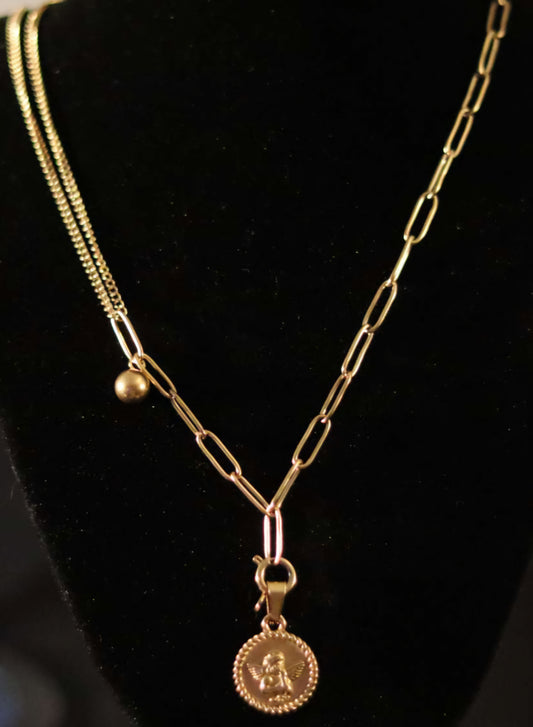 Collier asymétrique doré ou argenté mailles chaînes et larges pendentif boule et médaille Ange Gardien amovible